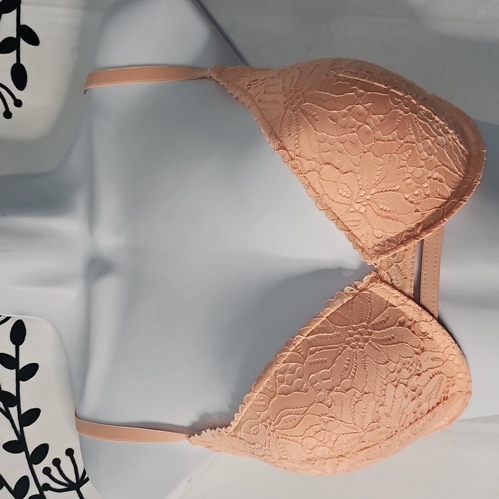 HONEYDEW underwire bra NWOT 38C